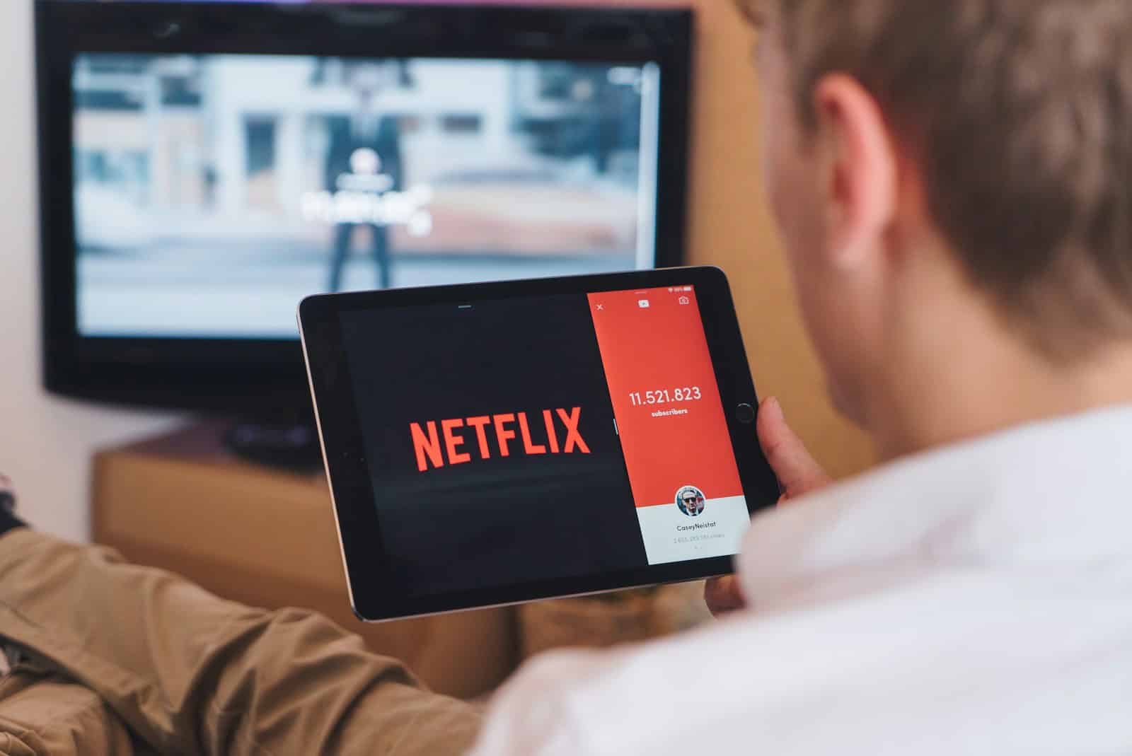 Schritte, um ein iPad zu einem Fernseher zu spiegeln
