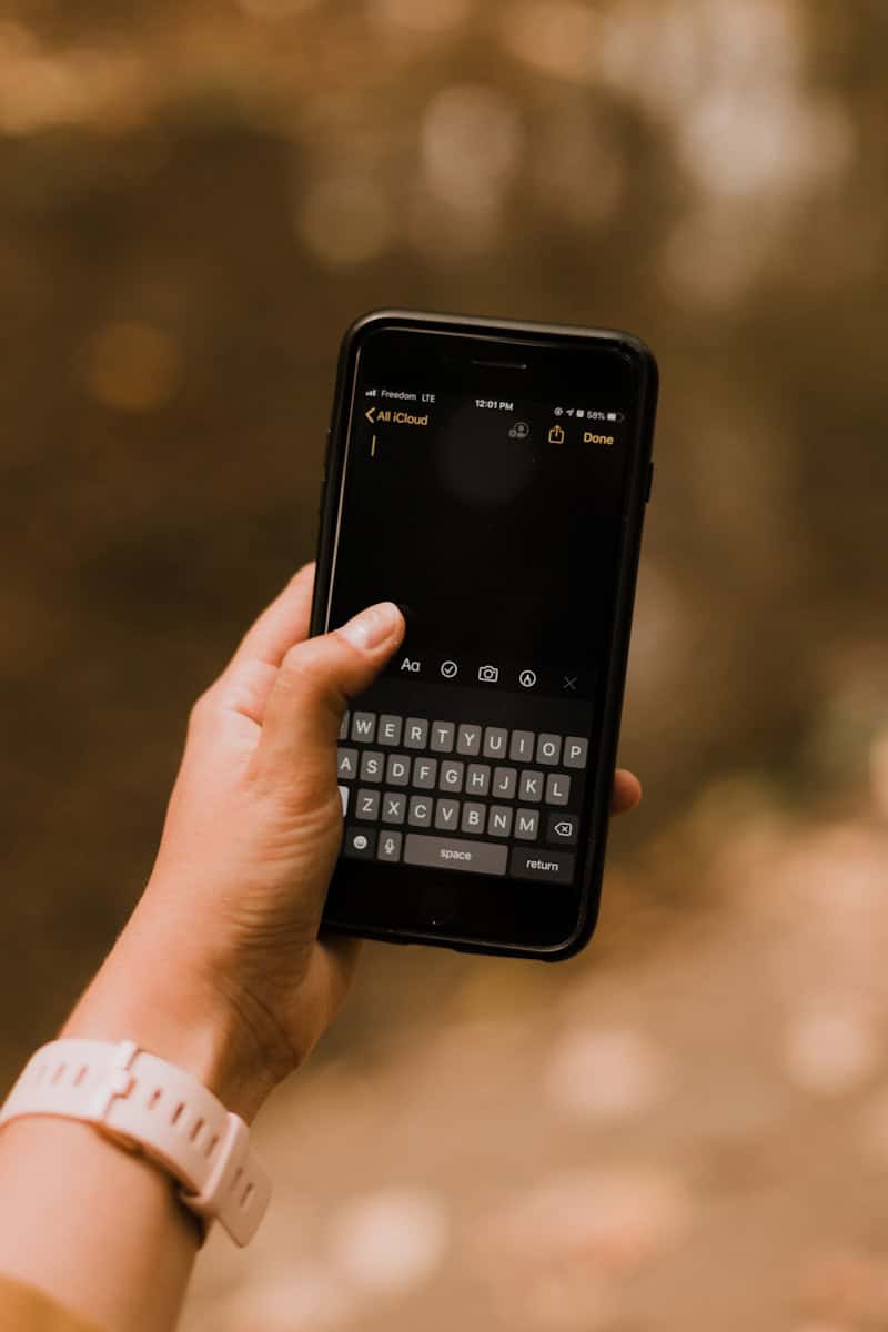 Wie man die Tastatur auf dem iPhone größer macht